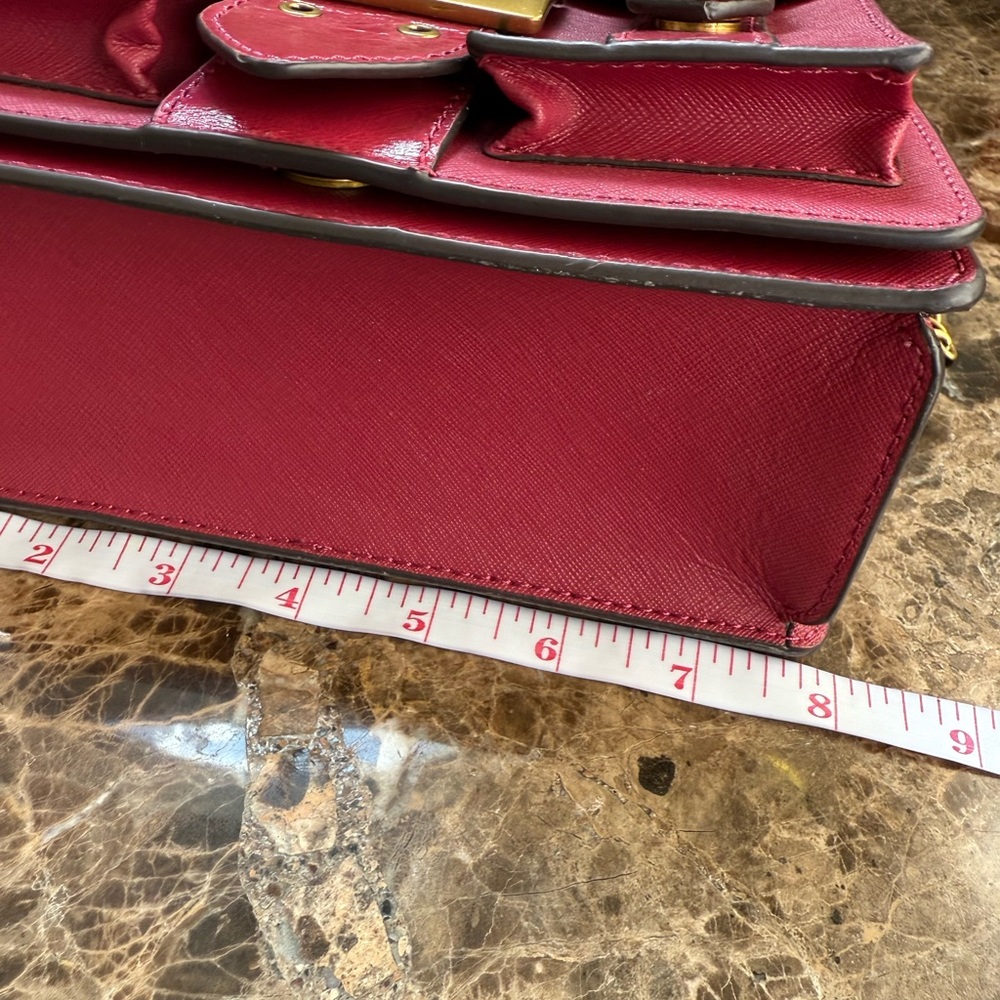 Michael Kors Berry Glazed Leather Hayden Medium Messenger Bag - Picture 9 of 13